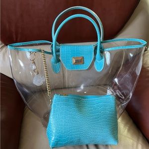 Clear beach bag or spa with attached small cosmetic bag